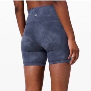 US 4, Lululemon shorts 6”